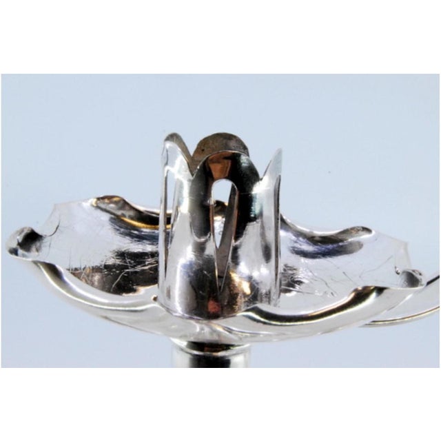 Smooth Silver Paddle Cut in Art Nouveau Style, in Very Good conditions. Designed 1890 to 1919 This piece has an...