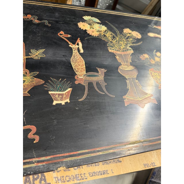 19th Century Large Chinese Lacquer Wedding or Travel Box For Sale In Jacksonville, FL - Image 6 of 11