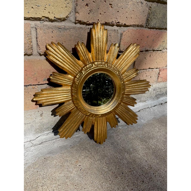 1960s Italian Florentine Radiant Giltwood Sunburst Wall Mirror For Sale - Image 12 of 15