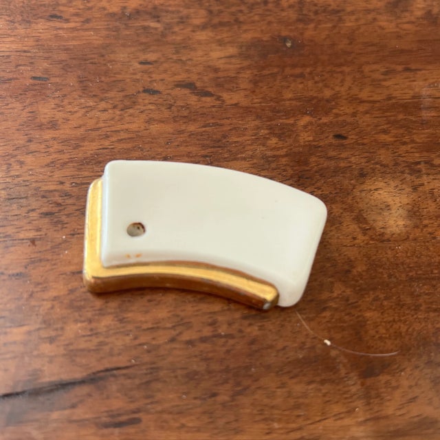 White 1970s Gucci Horsebit Porcelain Incense Holder Trinket Box For Sale - Image 8 of 8