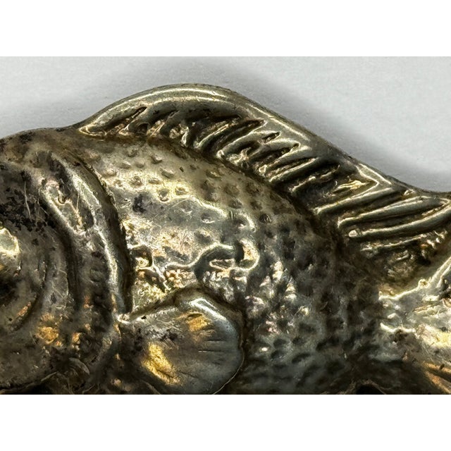 Mid-Century Sterling Silver Bream Fish Brooch Scandinavian Modernist Style Taste For Sale - Image 4 of 18