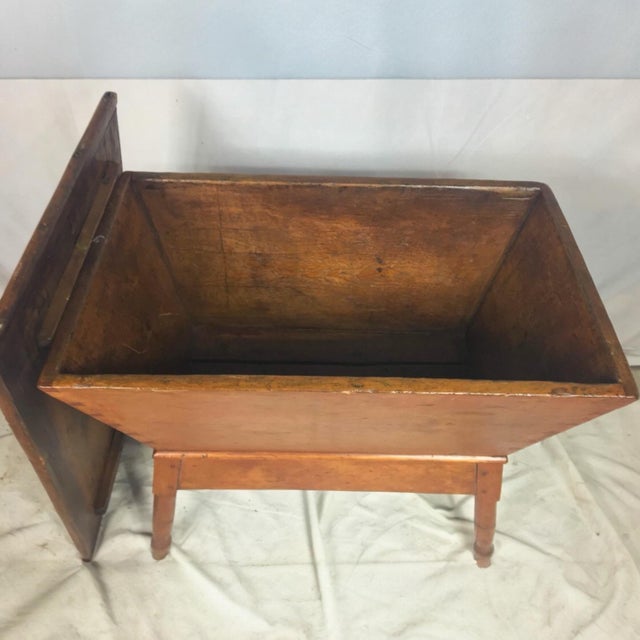 Early American Primitive Southern Pine Dough Box / Trough Console Table, C. 1820 For Sale - Image 9 of 12