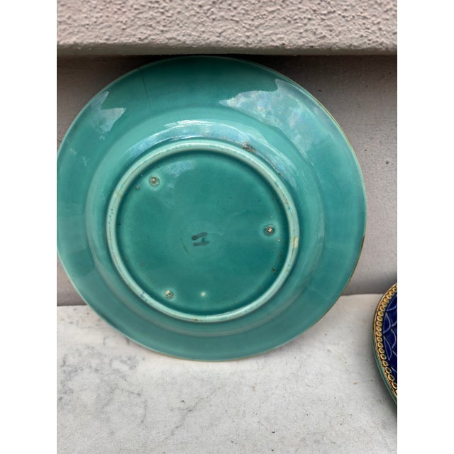 French Majolica Plate Onnaing, Circa 1890 For Sale - Image 4 of 4