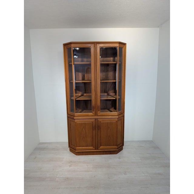 Danish Illuminated Teak Display Case, 1980s For Sale - Image 18 of 18