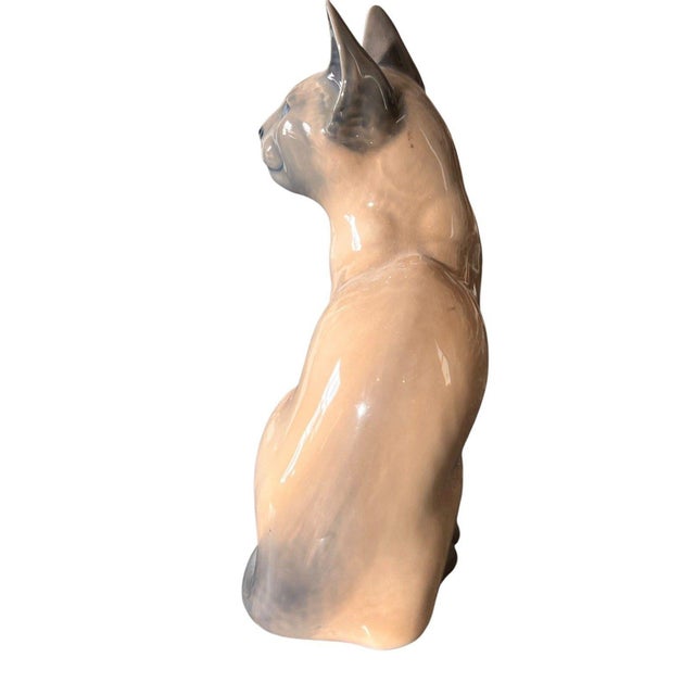 Mid-Century Modern Royal Copenhagen 8"Siamese Cat Figurine 3281 Denmark Porcelain Sculpture VTG 50s For Sale - Image 3 of 8