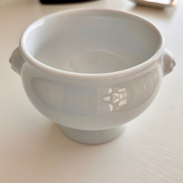 Bodum French White Porcelain Lion Head Soup Bowls - Set of 4 For Sale In Dallas - Image 6 of 14
