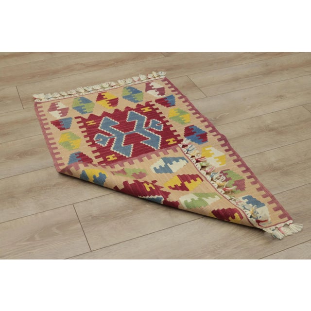 Size: 1.9 x 3 ft ( 58 x 90 cm) 22 x 35 inches Color: Organic Natural Dye ( Yellow,Blue,Red ) Material: 100% Hand Spun...