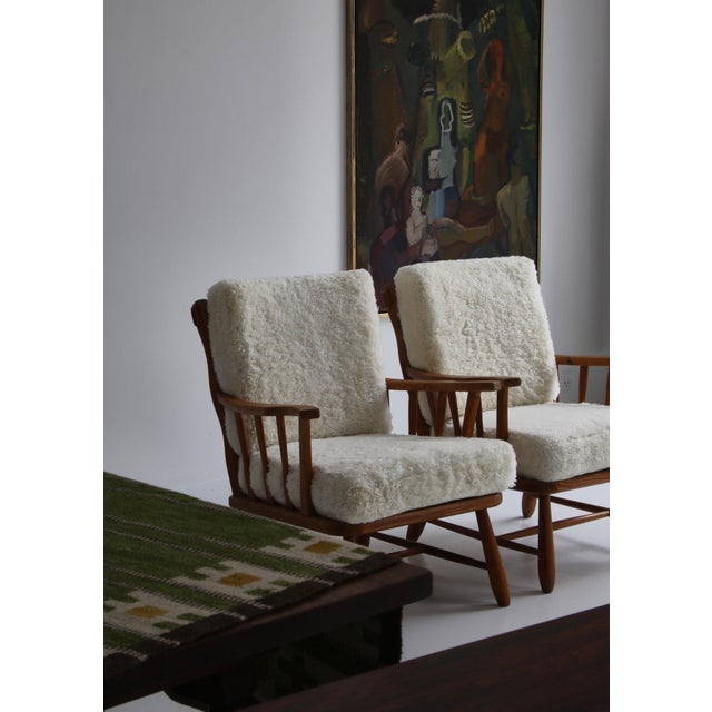 Set of Pinewood & Sheepskin Lounge Chairs, Sweden, 1940s For Sale - Image 4 of 18