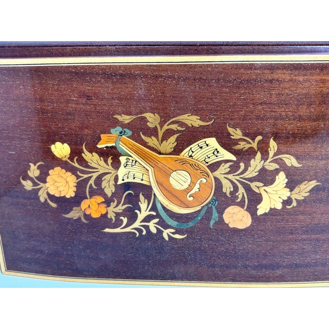 Vintage Jewelry Music Box Made in Italy by Reuge For Sale - Image 14 of 15