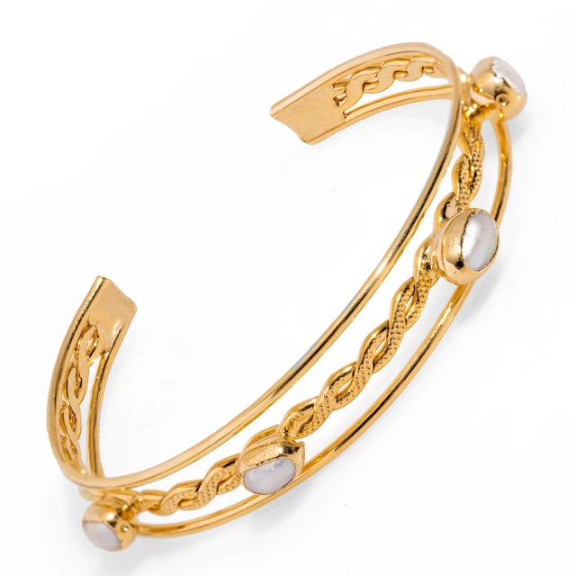 Trio Bubble Pearl Gold Cuff Statement Bracelet For Sale In Miami - Image 6 of 8