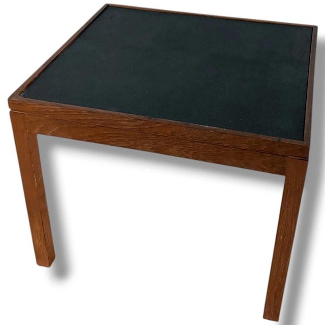 Wood Mid-Century Modern Side Table with Black Inset Top For Sale - Image 7 of 9