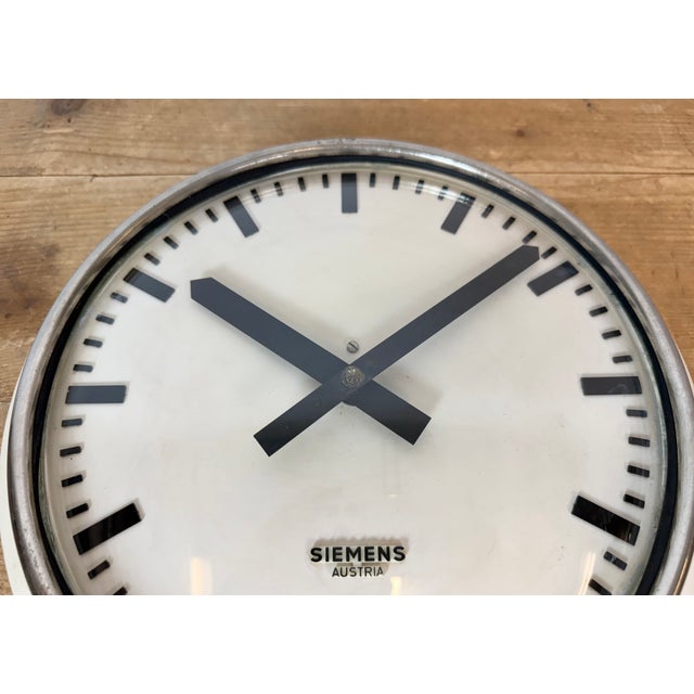 Industrial Factory Beige Wall Clock, Austria, 1960s For Sale - Image 10 of 17