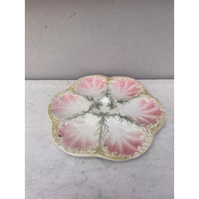Majolica oyster plate Keller & Guerin Saint Clement, circa 1890. Reference / page 98 "Collecting oyster plates" of Jeffrey...