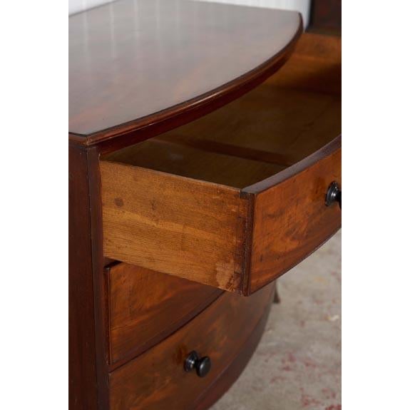 Early 19th Century 3 Drawer Mahogany Bowfront Chest With Wooden Knobs For Sale - Image 4 of 9