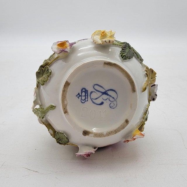 Set of 2 Antique Meissen-Style Porcelain Covered Jar and Vase Carl Thieme Dresden Mark For Sale In Las Vegas - Image 6 of 9