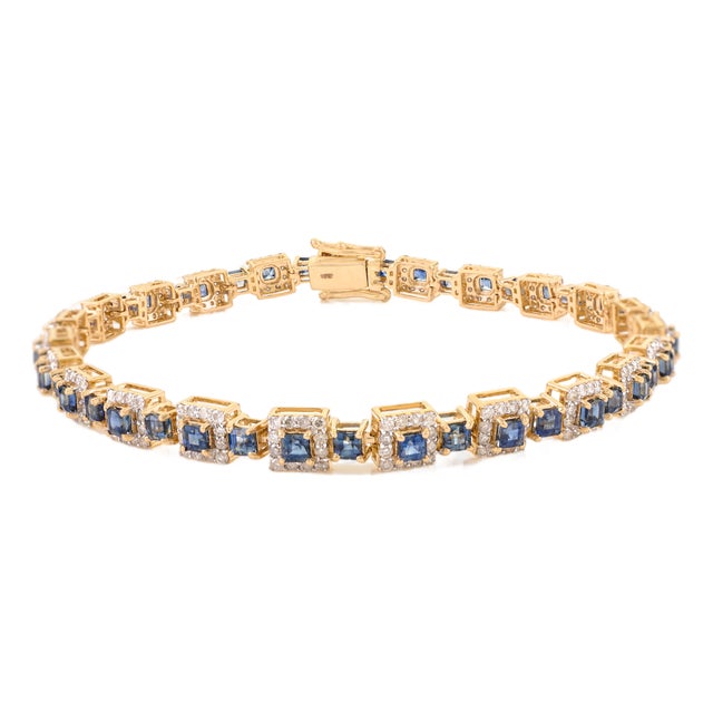 1.49 Ct Natural Diamond Bracelet Studded With 4.15 Ct Royal Blue Sapphire in 14k Gold For Sale