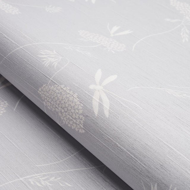 Schumacher SAMPLE - Schumacher La Libellulee Silk Wallpaper In Moonstone For Sale - Image 4 of 5
