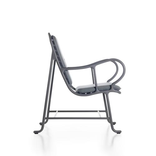 The Gardenias collection is the second largest collection by Jaime Hayon for BD. Structure made of cast and extruded...