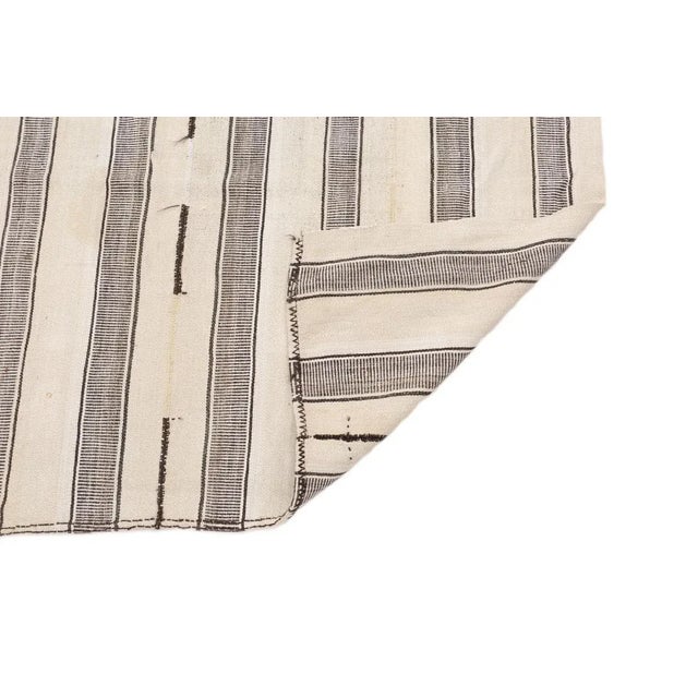 Mid 20th Century Mid 20th Century Modern Vintage Turkish Kilim Rug For Sale - Image 5 of 7