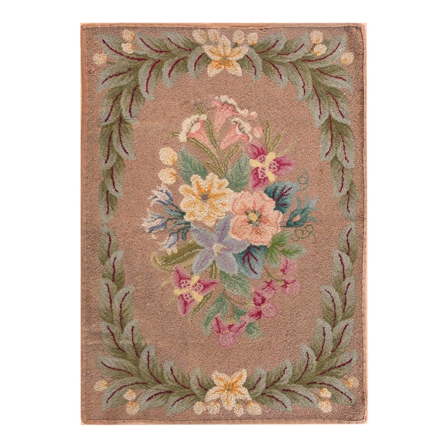 1930s Tan Taupe Floral Folk Art Antique American Hooked Rug 2'3" X 3'1" Handknotted Wool Carpet For Sale