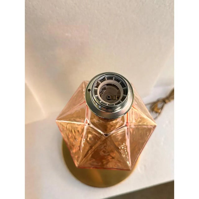 Italian Pink Murano Style Glass Table Lamps with Unlaquered Brass by Simoeng, Set of 2 For Sale - Image 6 of 8