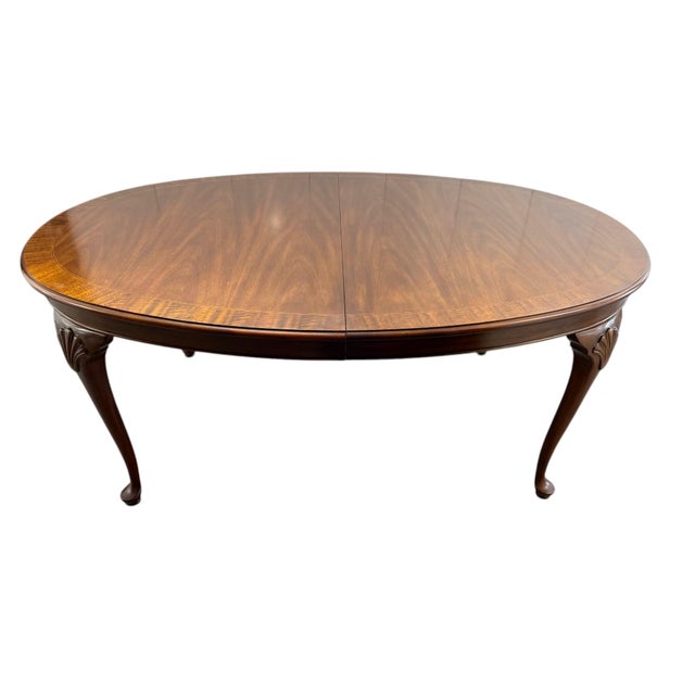 Councill Furniture Late 20th Century Kindel Councill Banded Oval Dining Table With 2 Leaves For Sale - Image 4 of 12