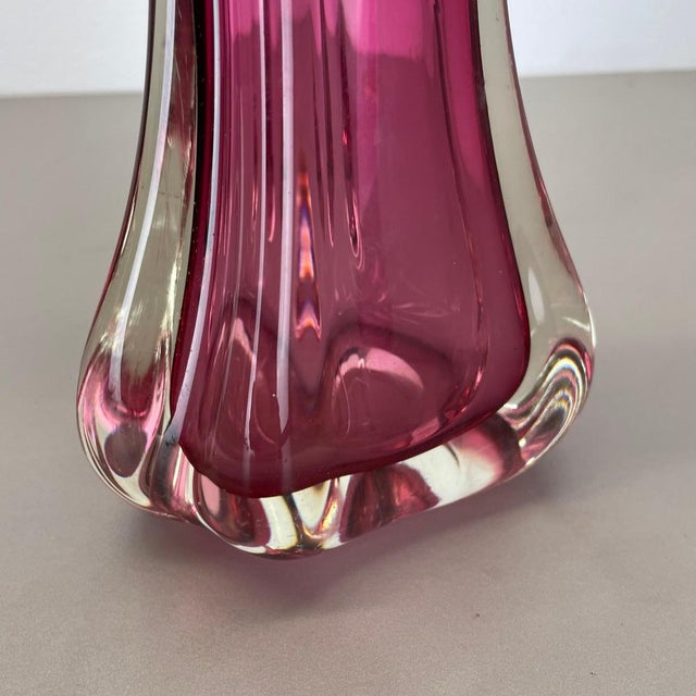 Large Pink Murano Glass Sommerso Vase Italy, 1970s For Sale - Image 13 of 18