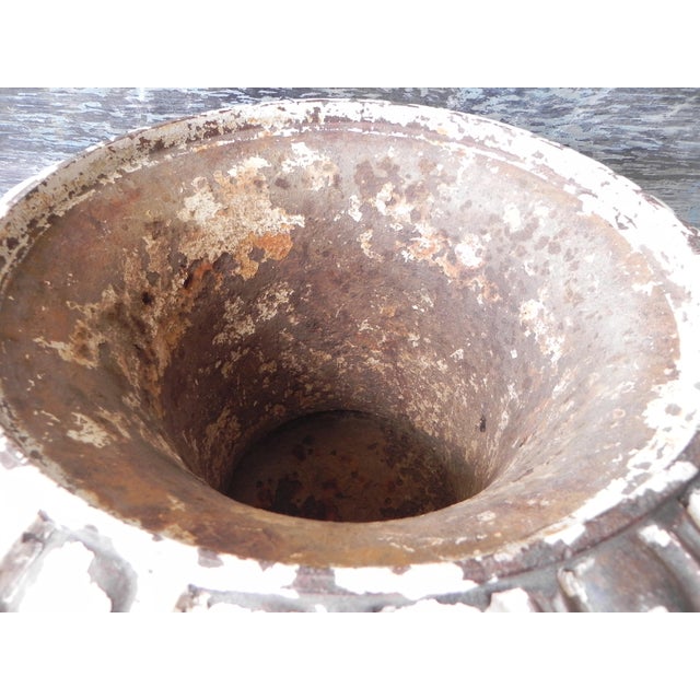 White Antique Model Medicis Cast Iron Vase, 1890s For Sale - Image 8 of 11