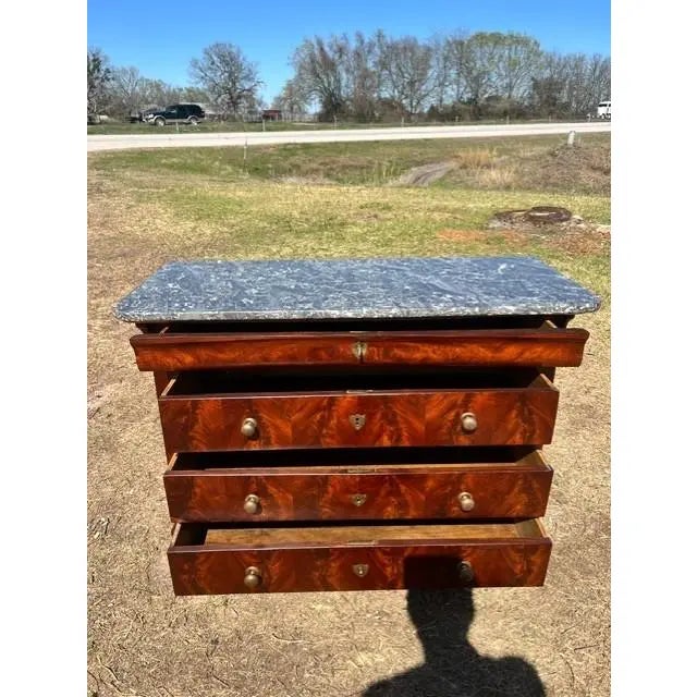 19th Century Louis Philippe Flam Mahogany Marble Top Chest of Drawer / Commodes For Sale - Image 14 of 18