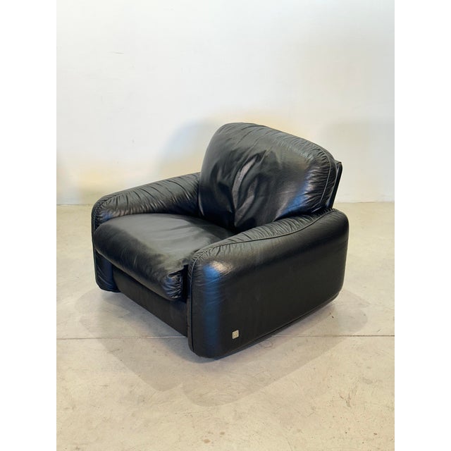 Piumotto Armchairs in Black Leather by Arrigo Arrigoni for Busnelli, 1970s, Set of 2 For Sale - Image 6 of 15