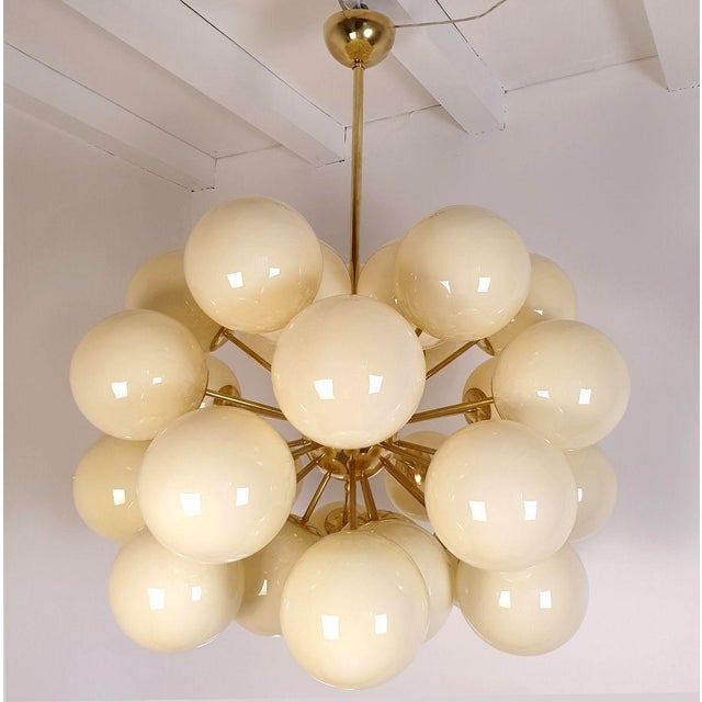 1990s 1990s Large Mid Century Modern Beige Glass Sputnik Chandelier For Sale - Image 5 of 12