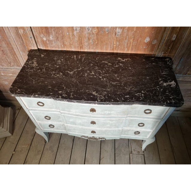 Antique French Chest of Drawers For Sale In Dallas - Image 6 of 9