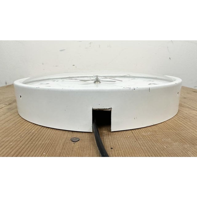 Vintage White Electric Station Wall Clock from Nedklok, 1970s For Sale - Image 9 of 18