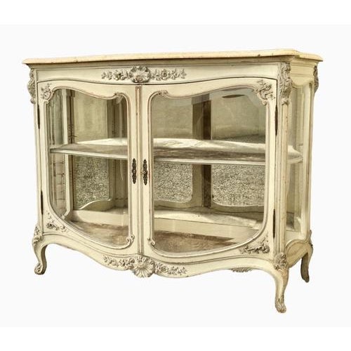 Louis XV Lacquered Silver Display Cabinet For Sale - Image 3 of 11