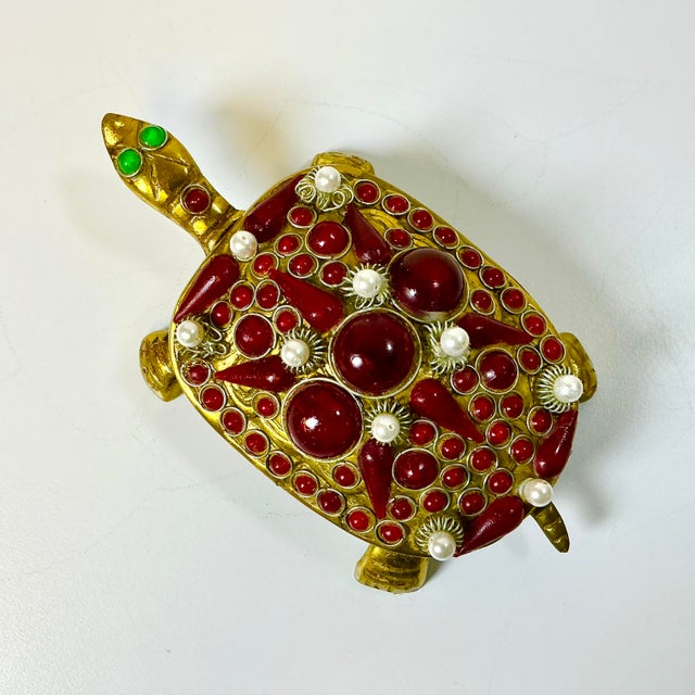 1960s Vintage Art Deco Coastal Hollywood Regency Bejeweled Brass Turtle Box For Sale - Image 17 of 18