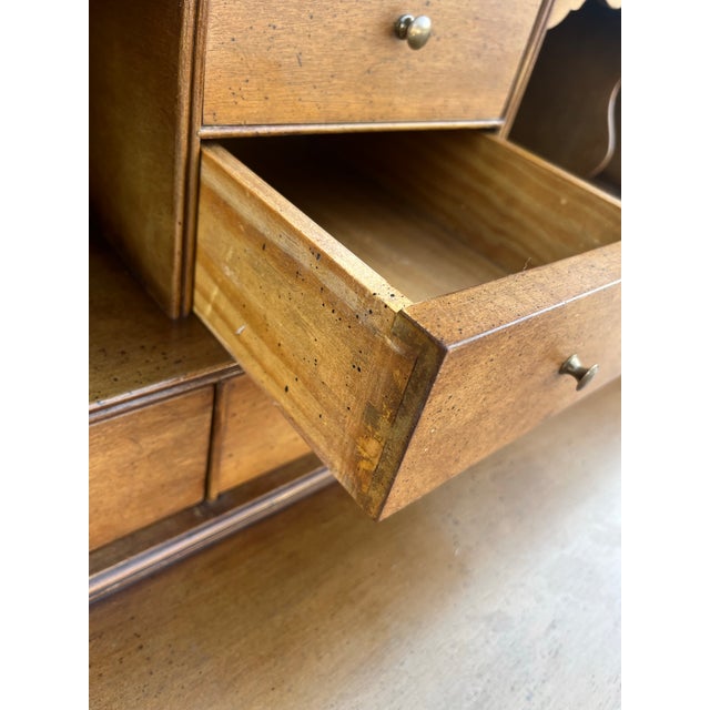 Kittinger Colonial Williamsburg Secretary Bookcase For Sale - Image 9 of 12