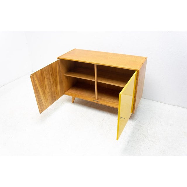 Mid-Century Czech U-450 Sideboard by Jiří Jiroutek, 1960s For Sale - Image 8 of 16