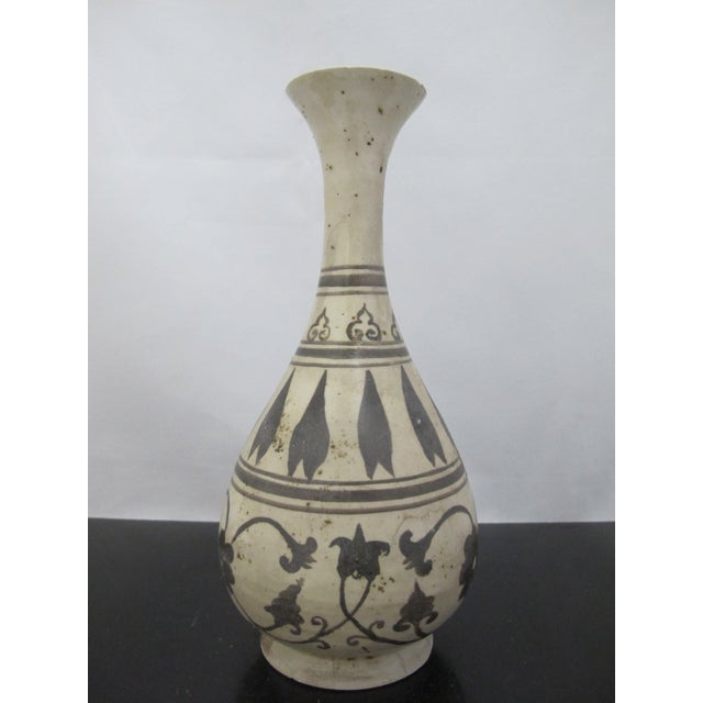 Chinese Cizhou Kiln Style Flower Design Glazed Pottery Vase For Sale - Image 15 of 15