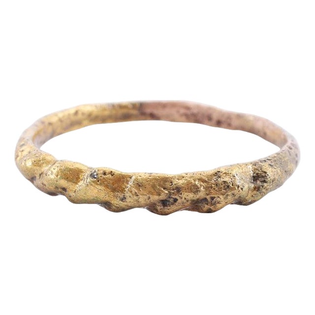 VIKING TWISTED RING, C.866-1067 AD, SIZE 7 3/4 For Sale