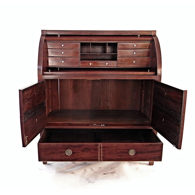 English Cylinder Secretaire in Polished Mahogany, 1890s For Sale - Image 12 of 18