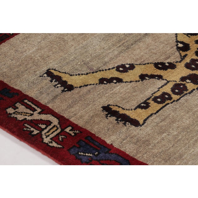 Vintage Leopard Pictorial Gabbeh Rug by Rug & Kilim, Afghanistan, 1950-1959 For Sale In New York - Image 6 of 10