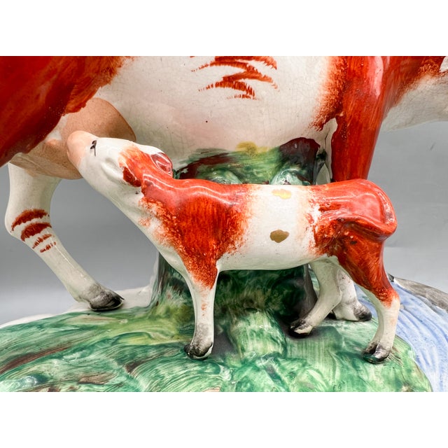 Large 19th Century Staffordshire English Cow and Calf Spill Vases, Pair – English Country / Victorian For Sale - Image 13 of 18