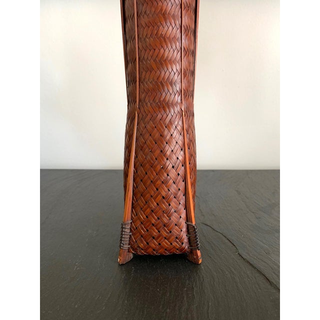 Elegant Japanese Lacquered Ikebana Bamboo Basket For Sale - Image 14 of 15