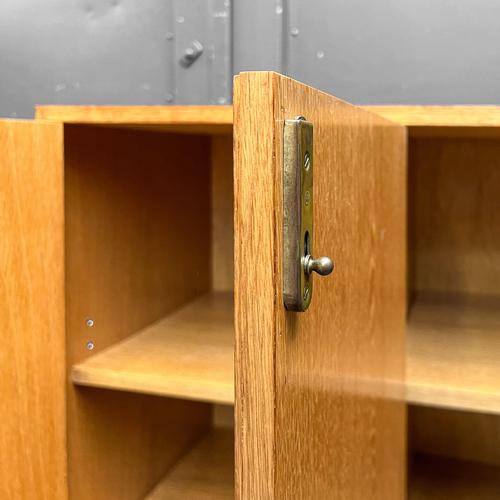 Small Oak Sideboard, 1960s For Sale - Image 18 of 18