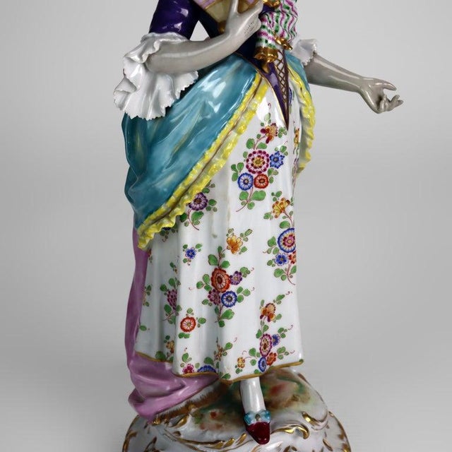 Antique Volkstedt Hand Painted & Gilt Porcelain Figure of a Woman C1890 For Sale - Image 4 of 10