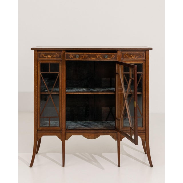 19th Century France Edwardian Brown Wood Display Cabinet For Sale - Image 4 of 10