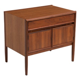 Mid Century Barney Flagg Drexel Parallel Walnut End Table Nightstand 1961 For Sale
