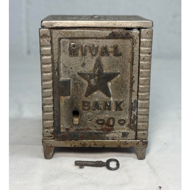 American Antique Early 1900's Cast Iron Rival Star Safe Lock Deposit Coin Still Bank For Sale - Image 3 of 9