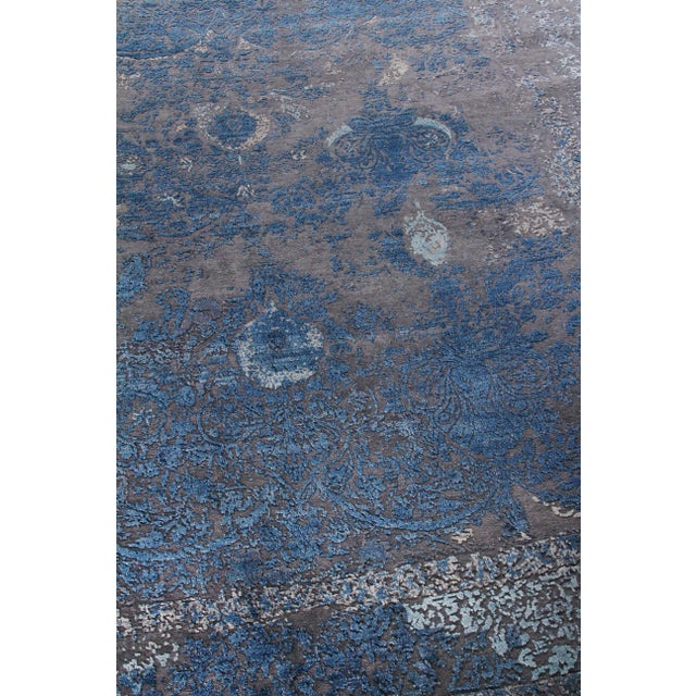 Jordan Gray/Blue Hand knotted Wool/Viscose/Cotton Area Rug - 10'x14' For Sale In Los Angeles - Image 6 of 8