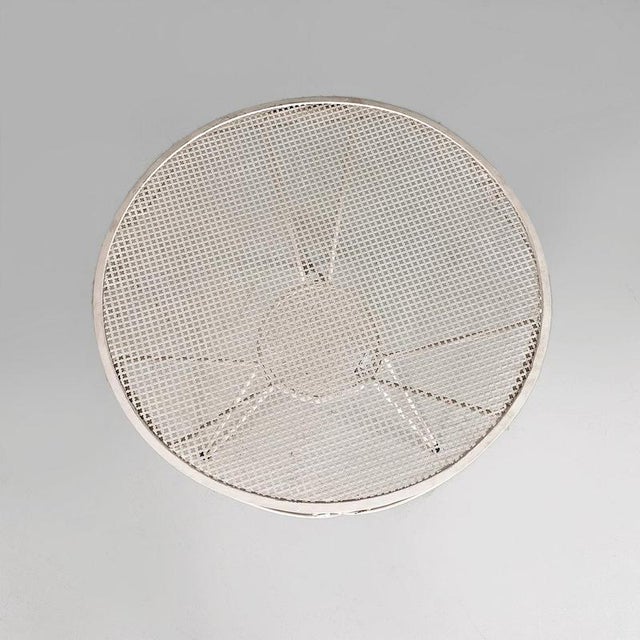 1960s Mid-Century Italian Modern White Iron Round Garden Table with Flower Decor, 1960 For Sale - Image 5 of 14
